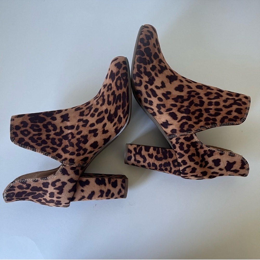 NWT Lane Bryant Dream Cloud Animal Print Bootie in size 10W. - Picture 6 of 10